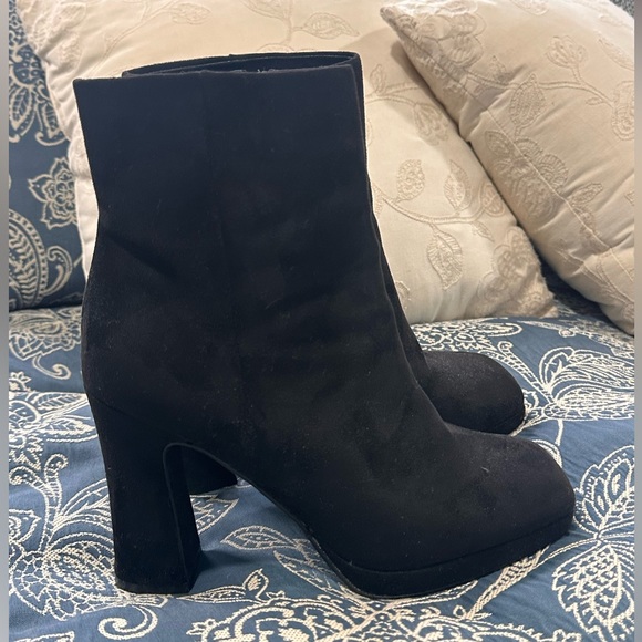 BLACK SWEDE BOOTIES - SIZE 9.5 - Picture 7 of 8